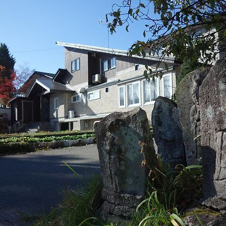 Hotel Community House Tyrolien à Hakuba Extérieur photo