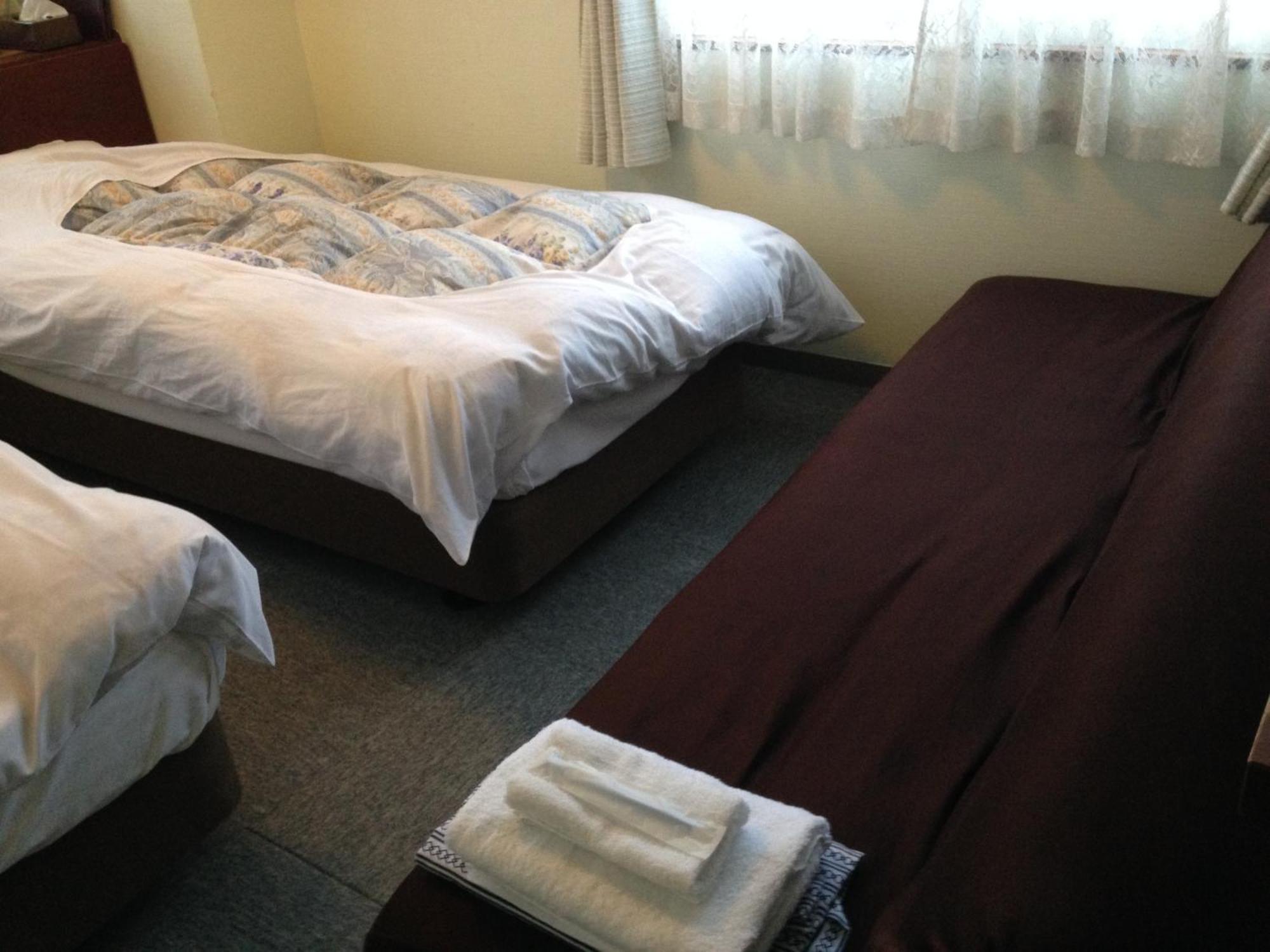 Hotel Community House Tyrolien à Hakuba Chambre photo