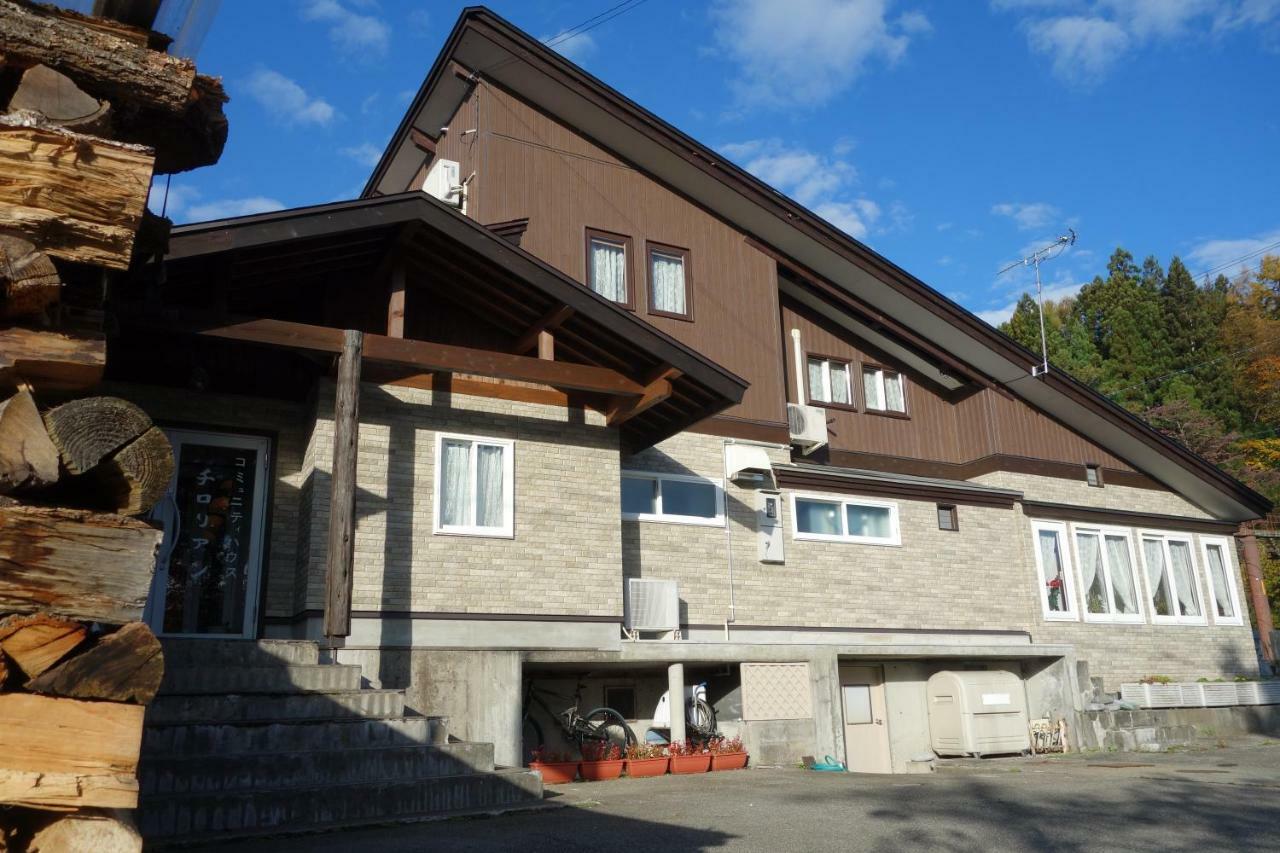 Hotel Community House Tyrolien à Hakuba Extérieur photo
