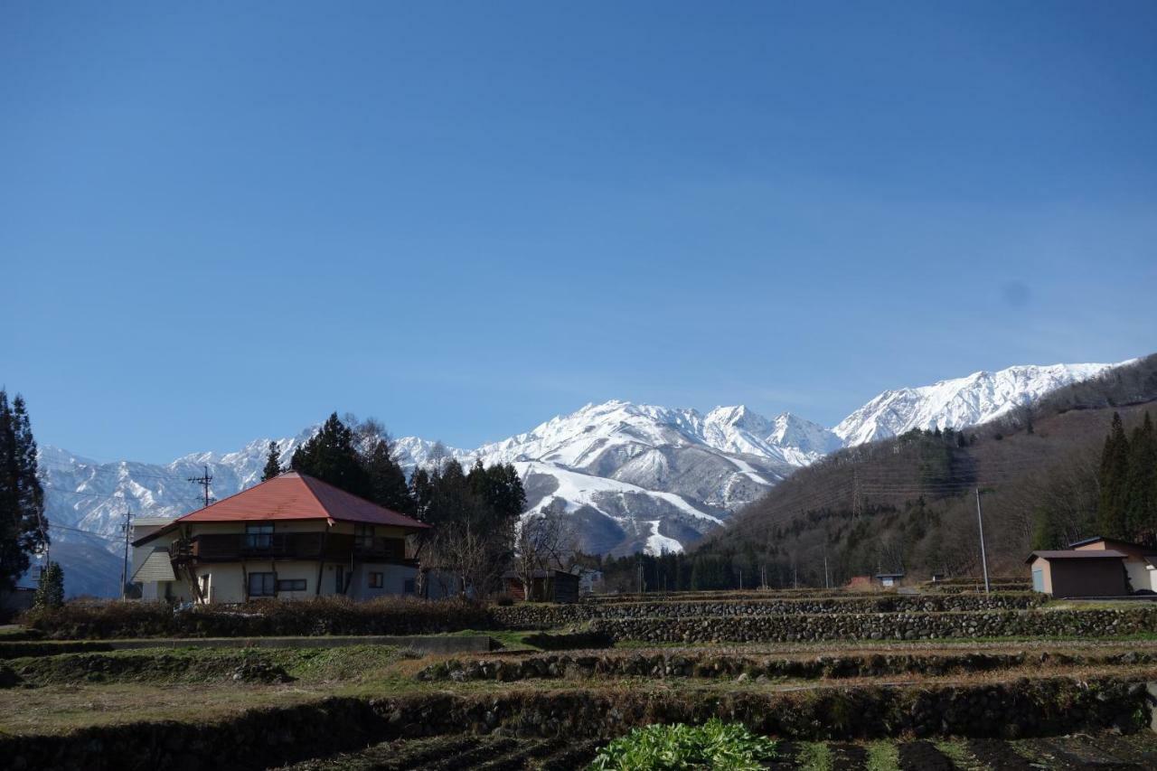 Hotel Community House Tyrolien à Hakuba Extérieur photo