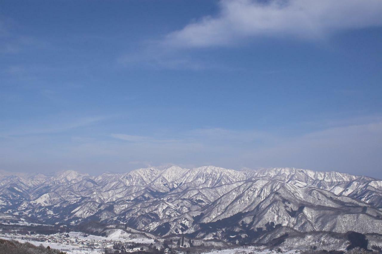 Hotel Community House Tyrolien à Hakuba Extérieur photo